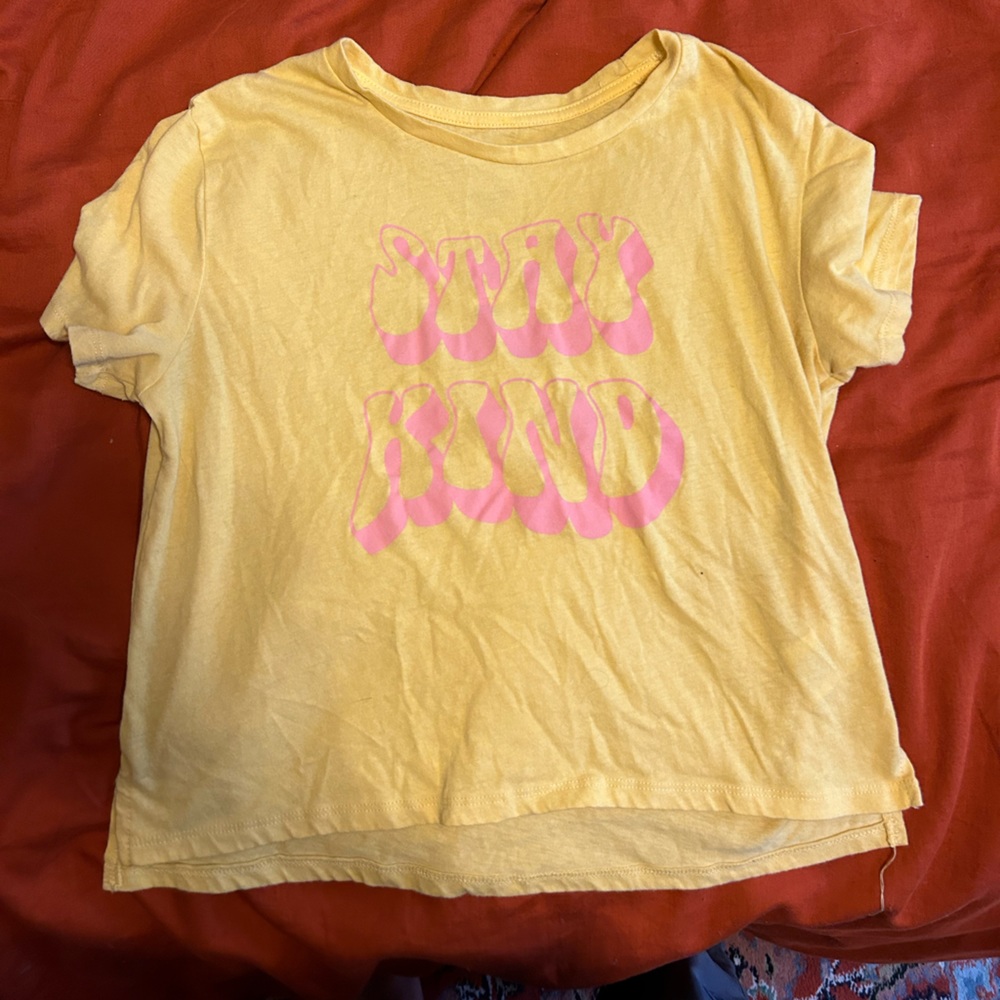 Crop Top “Stay Wild” Tee